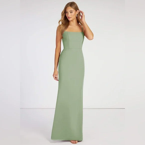 Dress - Picture 1 of 3